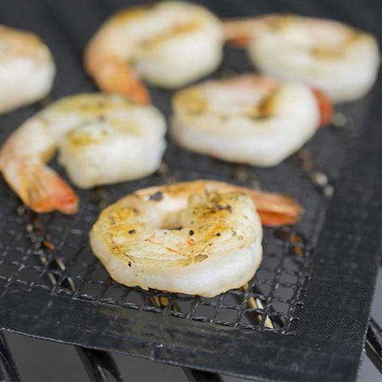 BBQ Grill Mesh Mat Non Stick Fish Vegetable Mat Food Grade High Temperature Resistant Uninflammable Barbecue Grill Sheet Liners Rusable Grilling Mat