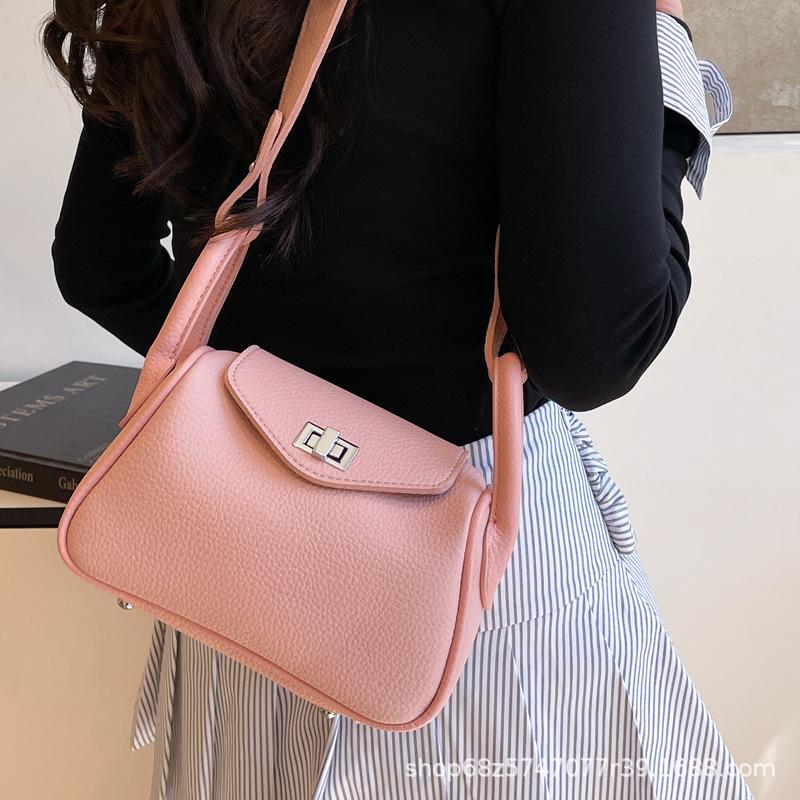Spring Niche Lychee Pattern Shoulder Bag High-value Temperament Pillow Bag 2025 Spring New Women's Fashion Bag