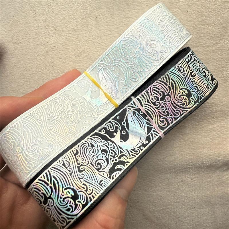 2,5 см x 4,5 м/рулон Несколько цветов Головной убор Шляпа Горячее тиснение Узор Брошь Значок Лазерный узор Подарочная коробка