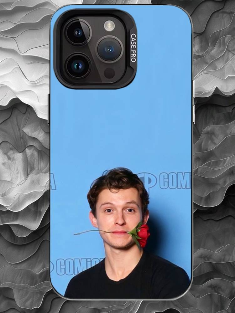 Чехол для телефона T-Tom Holland для iPhone 17 16 15 14 13 12 11 Pro Max Plus Серебристый Матовый Черный Чехол