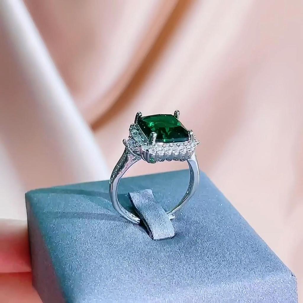 POMOiii Trendy Women’s Open Ring Zircon 10mm Fine Jewelry For Wedding Engagement