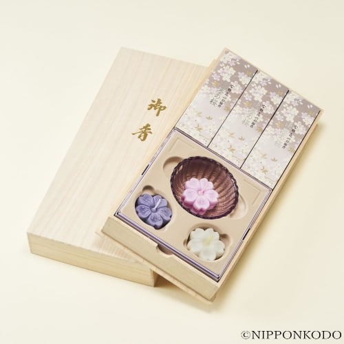 Uno Chiyo's Special Light Ink Sakura Incense with Floating Candle Set, Made In Japan by Nippon Kodo, Cherry Blossom Scent, Low Smoke, Perfect As a Gif