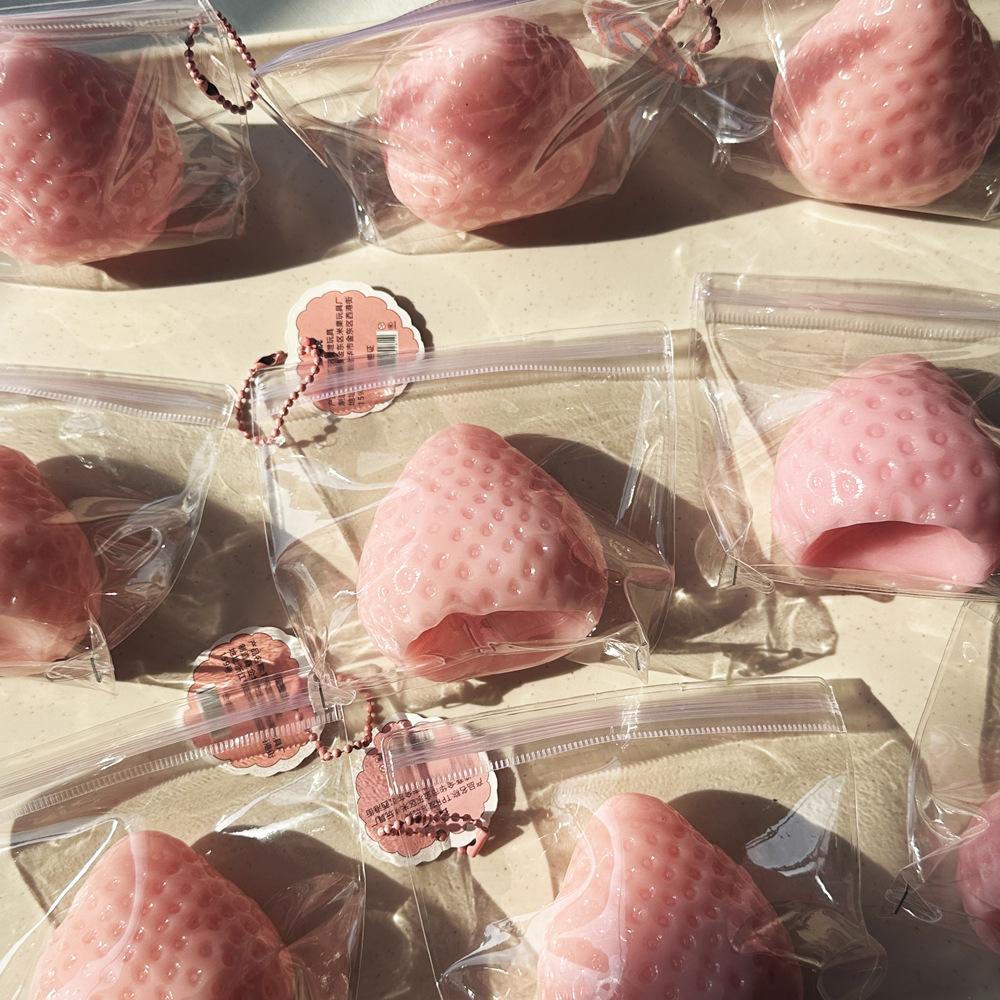 Милый кремово-золотой порошок Большая клубника Щипок Непоседа Имитация Силиновая глина на ощупь DIY Подарок на день рождения для девочки Детские мялки