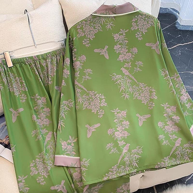 Spring and Summer Ice Silk Women's Pajamas Homewear Set Premium Green Printed Pajamas Long Sleeve Long Pants Pajama Set