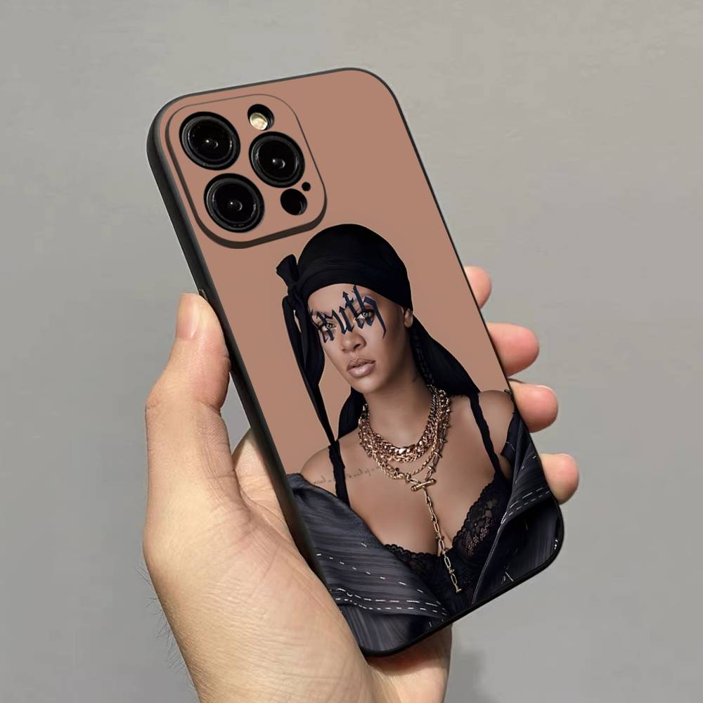 Чехол для телефона Rihanna для iPhone 17 16 14 15 13 12 11 Pro Max Plus Силиконовый Мягкий Чехол