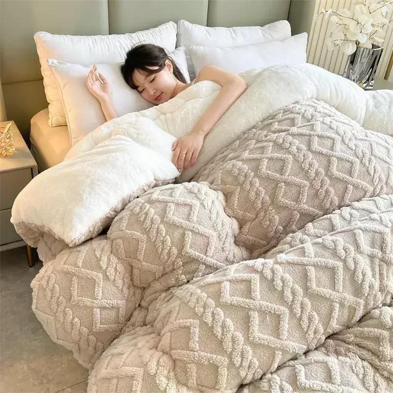 Thickened Warm Taffeta Winter Blanket for Bed Soft Artificial Lamb Wool Weighted Blanket for Sleeping King Size Double Comforter