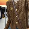 Французский винтажный вышитый вязаный кардиган пальто женский осенний дизайнерский темпераментный облегающий свитер с кабельной вязкой топ