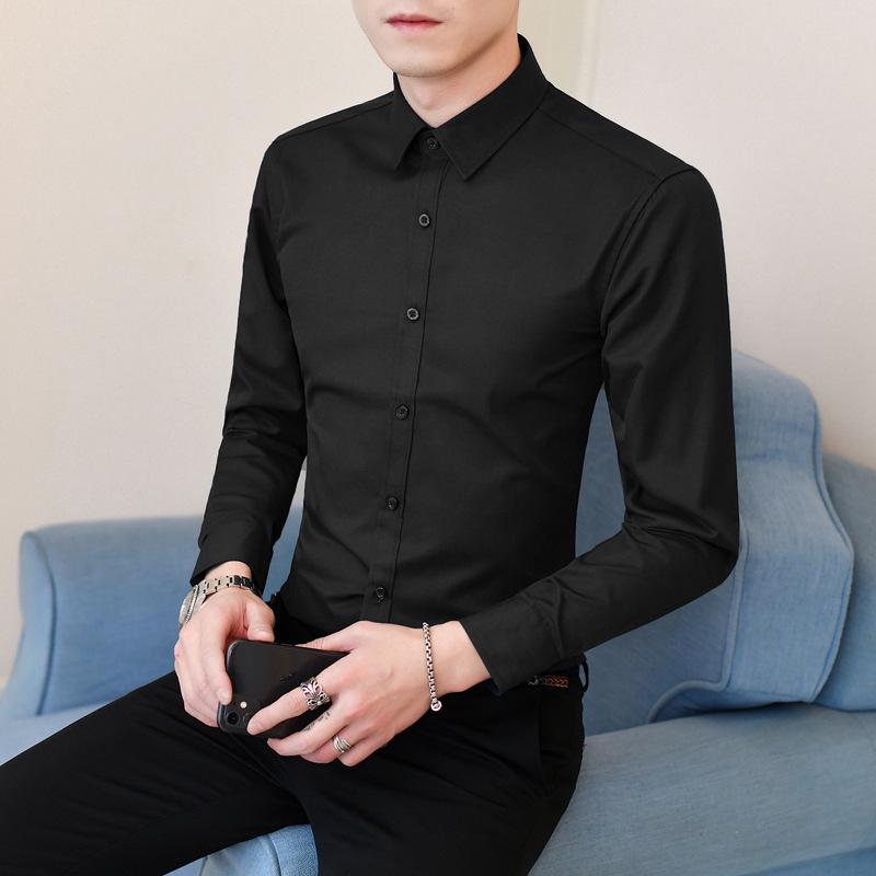 Мужская белая рубашка облегающего кроя с длинным рукавом - легко гладится, официальная деловая и свадебная одежда