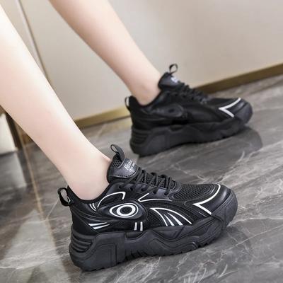 Мода 2024 года. Новые туфли для пап с круглым носком и толстой подошвой из сетки, дышащие и увеличивающие рост. Удобная женская спортивная обувь. Модная обувь.