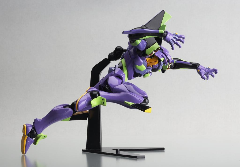 Revoltech Yamaguchi Новое Театральное Издание Evangelion No.32 Unit-01