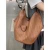 Retro High-end Underarm Bag Commuter Women's Bag 2025 New Large Capacity Woven Bag Simple Vegetable Basket Bag