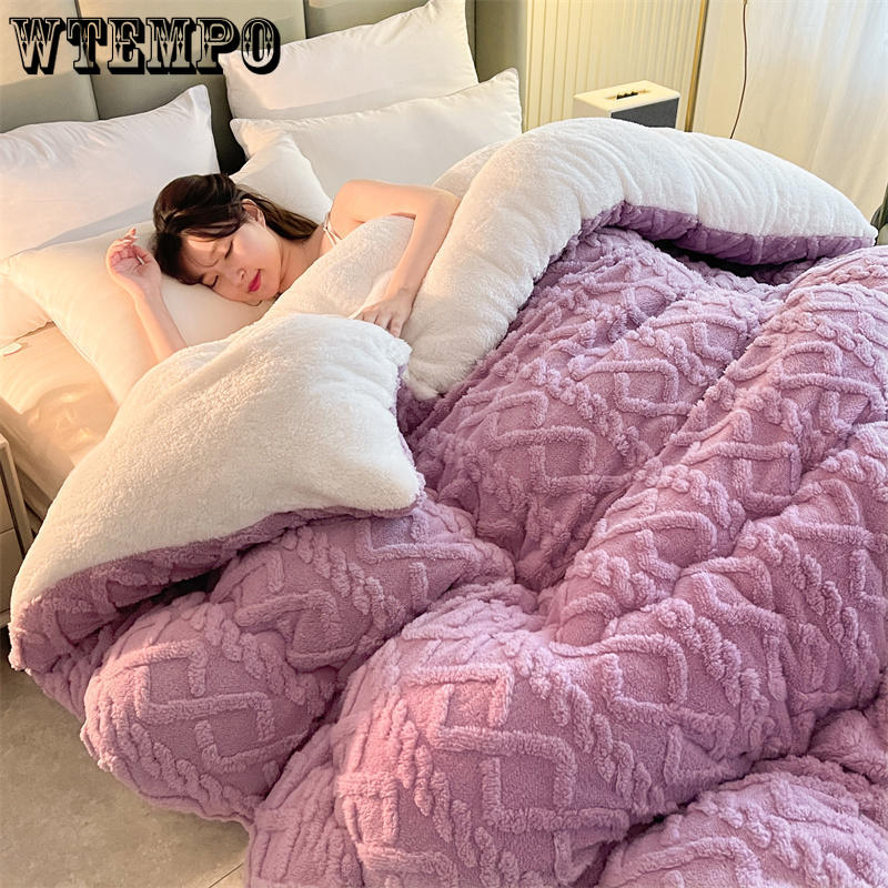 Luxurious Taffeta Comforter - Soft, Thick, and Warm for All Seasons - Machine Washable, Perfect for Bedroom, Guest Room, and Hotel Use