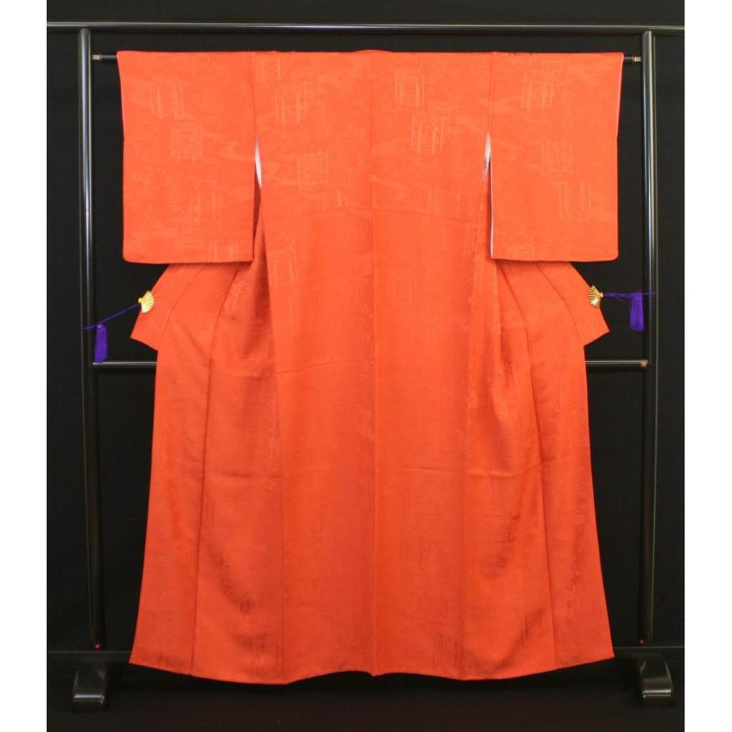 Used Pure silk kimono Plain color Vibrant vermilion red Splendid shell pattern Single embroidered pattern Shaded melon Formal