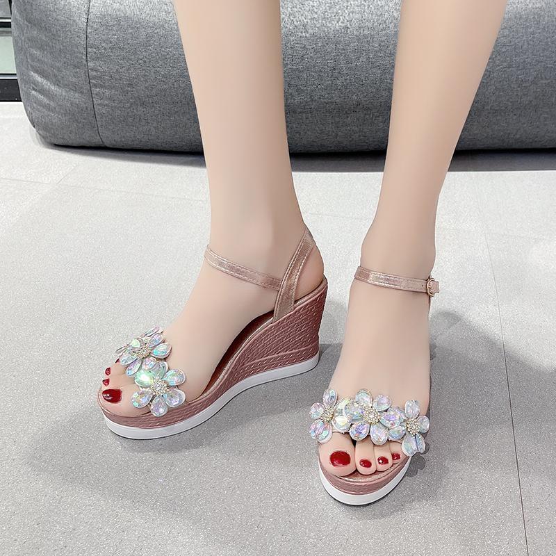 Модные женские летние босоножки на платформе босоножки с открытым носком на танкетке 2024 модная обувь босоножки со стразами
