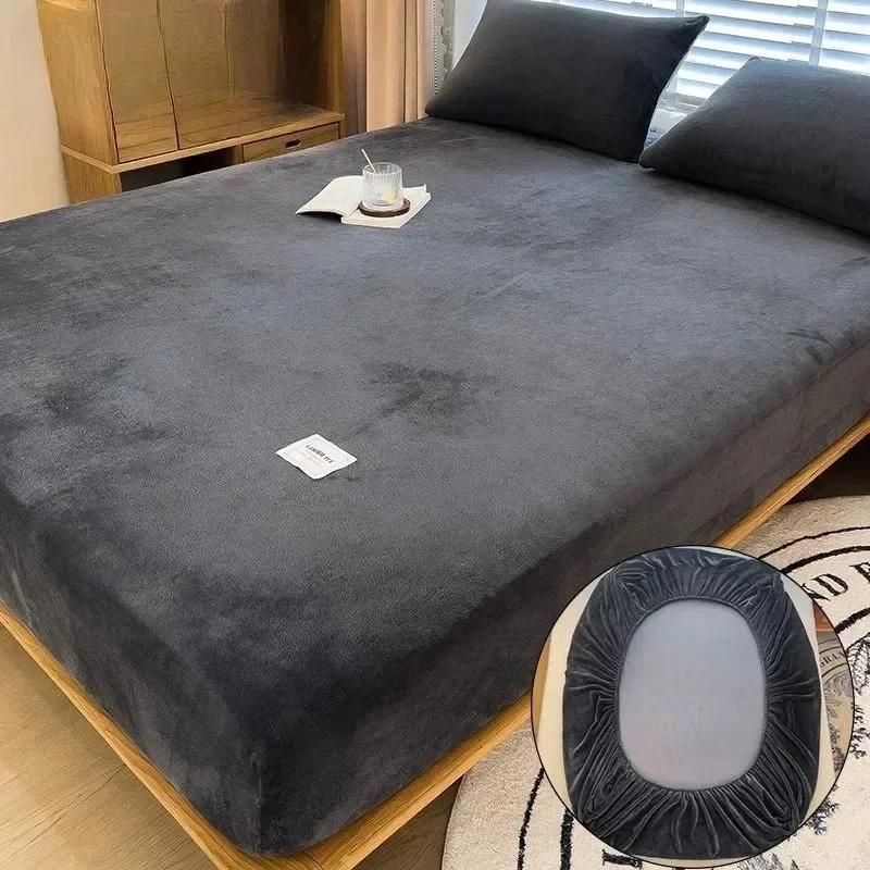 Эластичный наматрасник Теплая плюшевая простыня на резинке Бархатное покрывало Зимнее теплое покрывало для кровати Защитник матраса Простыня из молочного бархата