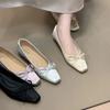 Французские атласные туфли Мэри Джейн с квадратным носком и бантом, женские, 2025, осень, новые, атласные, плиссированные, на плоской подошве, с открытым верхом, одинарные туфли