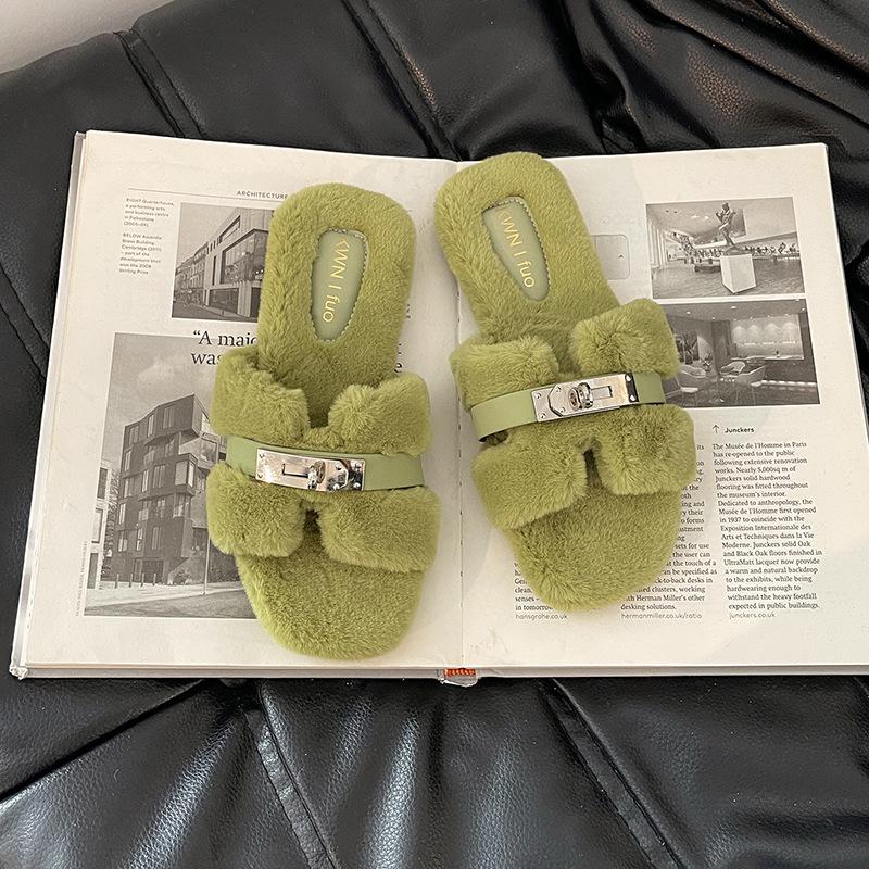 Мода осень-зима 2025, простые шлепанцы с пряжкой, пушистые тапочки интернет-знаменитости, женская повседневная обувь на толстой подошве, хлопковые туфли на перемычке