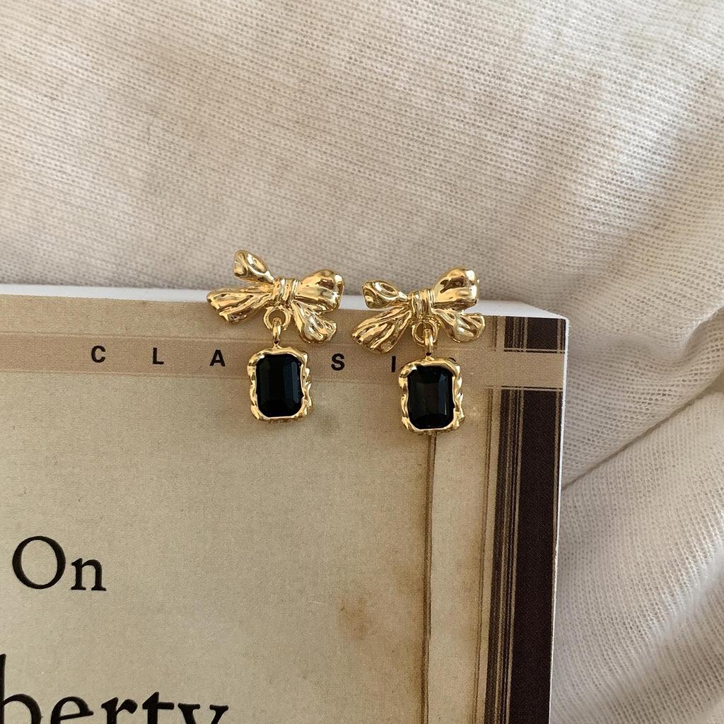 Шикарные серьги-бантики из циркония - модные легкие роскошные аксессуары для ушей 2023 года для женщин