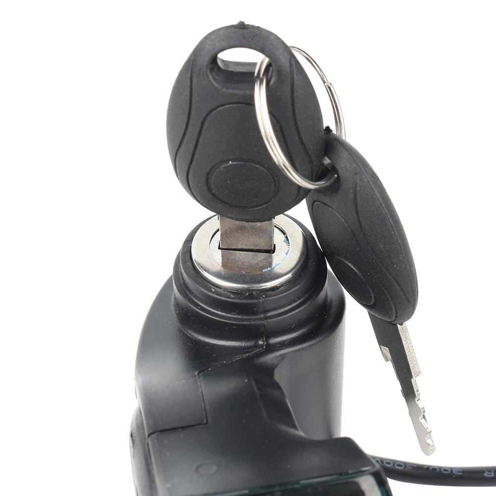 Цифровой вольтметр 12-99 В, вольтметр ручки газа с цифровым дисплеем напряжения и фиксатором для электросамоката, трехколесного велосипеда