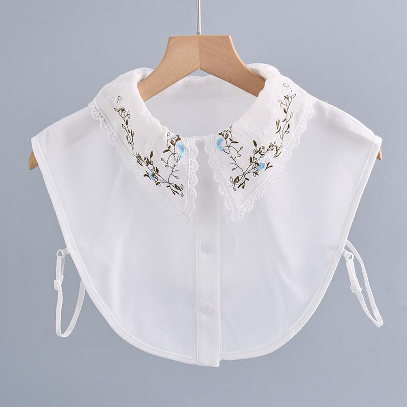 New Fake Collars Woman Vintage Half Shirt False Collar Woman Embroidery Detachable Lapel Collar Faux Col Accessories
