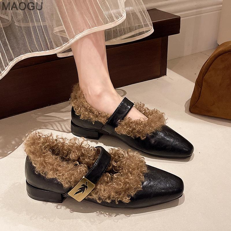 Осенне-зимние женские туфли Мэри Джейн на низком каблуке с квадратным носком, пушистые, в французском ретро-стиле, плюшевые лодочки, винтажная, удобная обувь