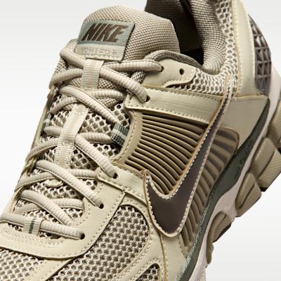Nike Zoom Vomero 5 'Desert Khaki Classic Olive Dark Hazel'
