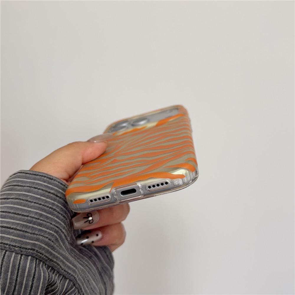 Чехол для iPhone 17 Pro с принтом хаки и зебры: Защита от падений, Премиальное ощущение, Совместимость с iPhone 14/13/16PM