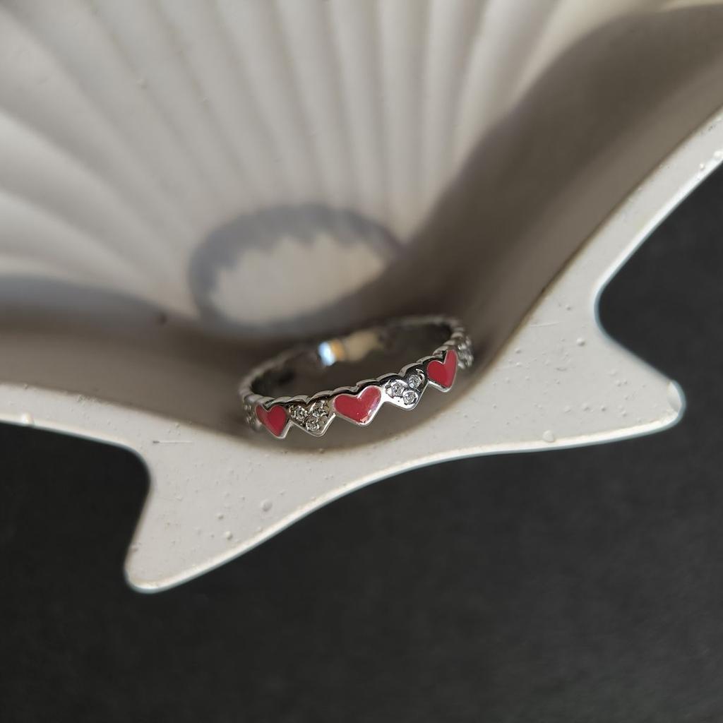 Серебряное кольцо с емаллю, фианитами, вес изделия 1,63 гр (60002262)