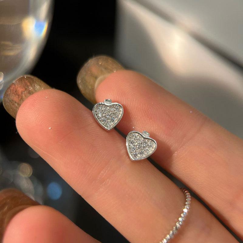 Серьги Love, полные бриллиантов и в форме сердца. Маленькие и легкие, роскошные, с микро-инкрустацией циркония, серьги класса люкс