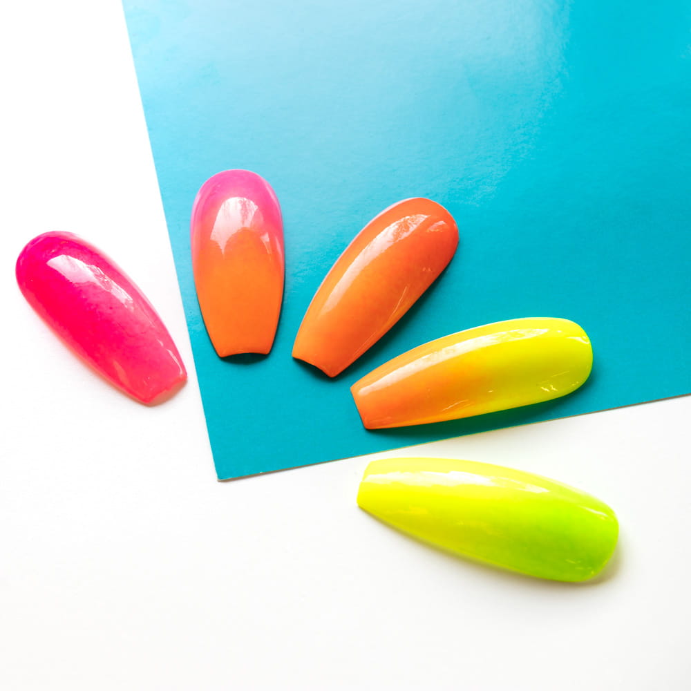 Artistic Gel paint gel ombre ornaments Allepaznokcie Art Green Peas HEMA /Di-HEMA Free 5g No. 24