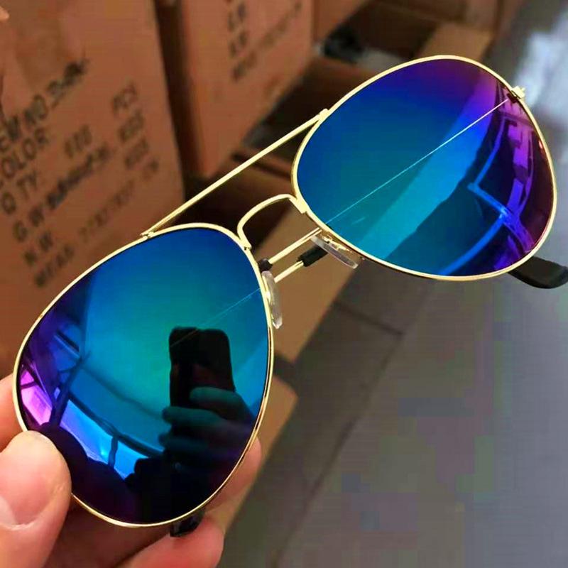 Unisex Classic Mens Sunglasses for Women Classic Pilot Style Gradient Mirror Lens Retro Driving Sun Glasses Reflective Lens