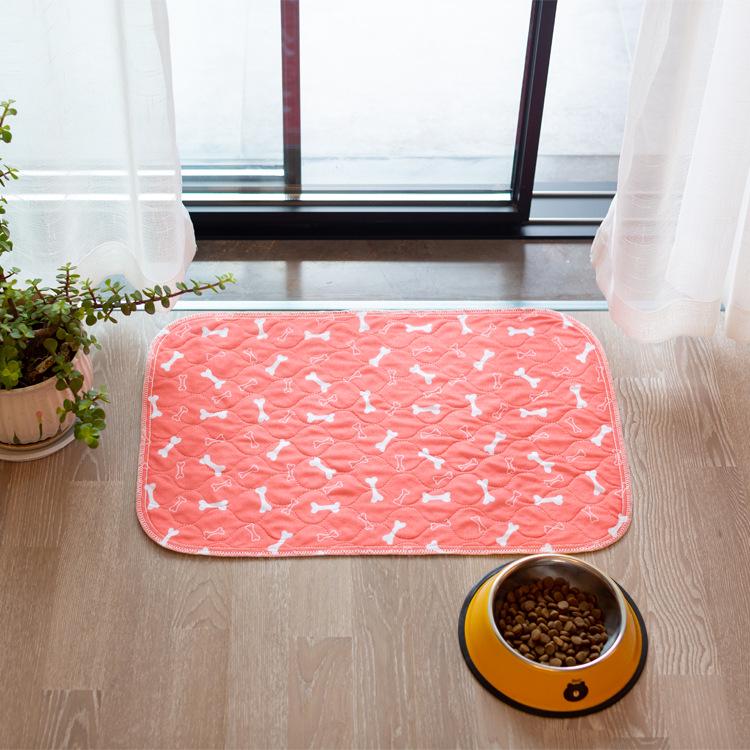 Reusable Waterproof Pet Pee Pad - Suitable for Dogs, Cats, and Guinea Pigs