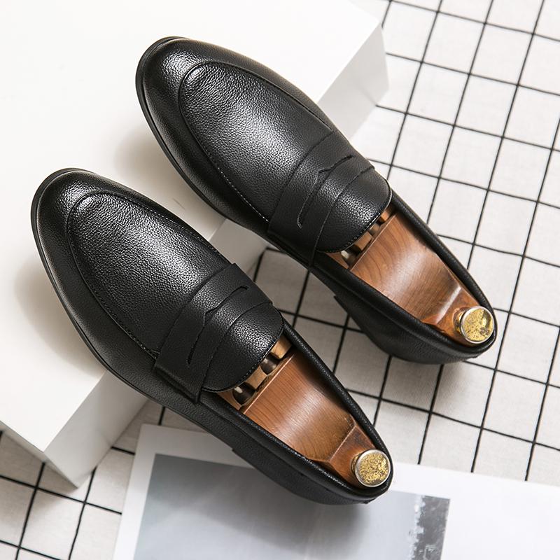 New Men Fashion Gentleman Business Leather Shoes Male All Match Dress Wedding Homecoming Footwear Lightweight Hairstylist Shoes
