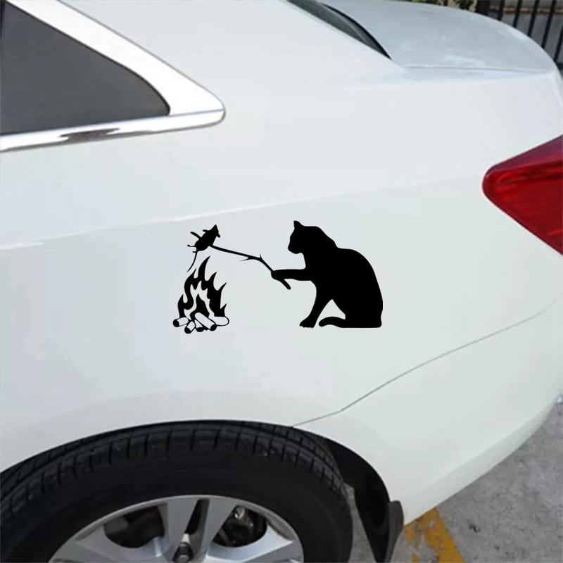 CK3377# Cat Fries A Mouse Sticker On The Car Vinyl Decal Waterproof Decoration For Rear Window Car Stickers