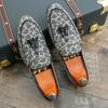 Модные Новые Повседневные Кожаные Мужские Лоферы Модные Слипоны Обувь для Вождения для Мужчин Панк Стиль Повседневная Обувь Удобные Мокасины Мужские Плоские Туфли для Ходьбы