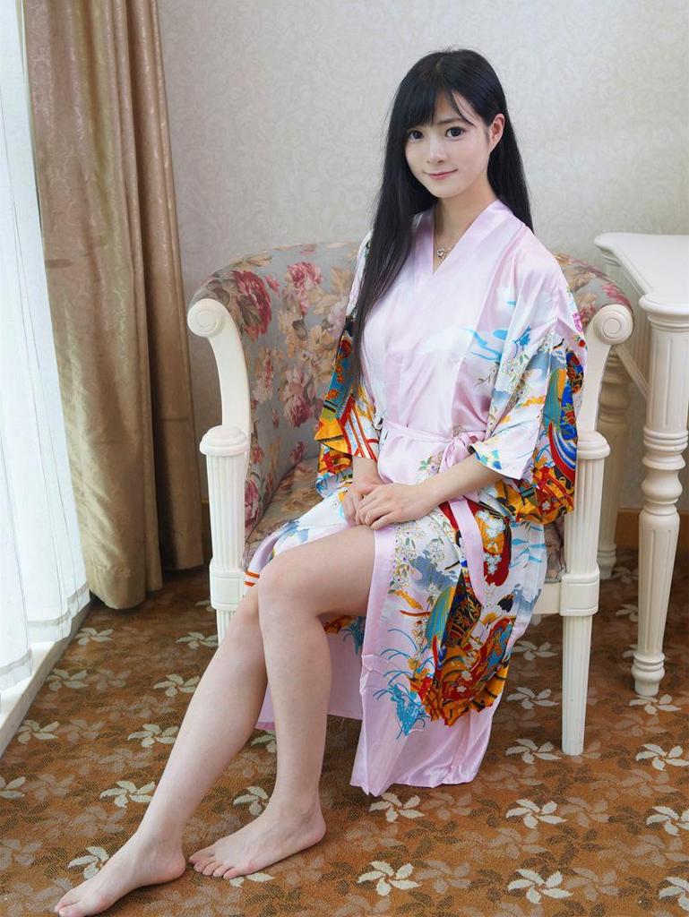 Женский летний кардиган-пижама-халат с шелковистой текстурой - Длинный, легкий, сексуальный халат