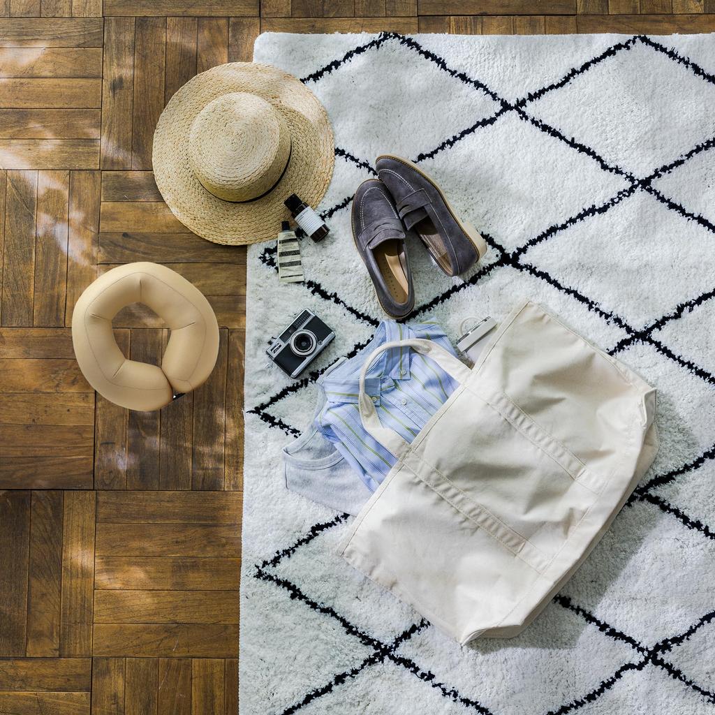 MOGU Neck Made In This Beaded Cushion Compatible with Your Durable and Made with Powder Compact Hand Perfect for Bullet and Office Pillow, Japan,