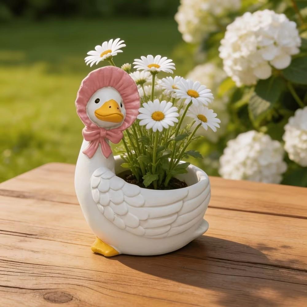 Resin Goose Planter Pot Cartoon Flower Pot Ornaments Creative Succulent Bonsai Pot Office
