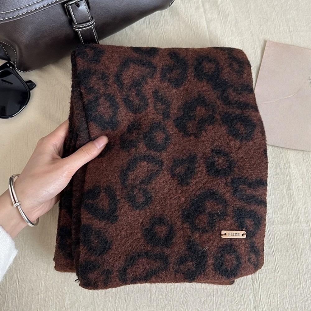 Lightweight Leopard Print Scarf Cashmere Blend Winter Shawl Fashion Imitation Wool Scarf Unisex