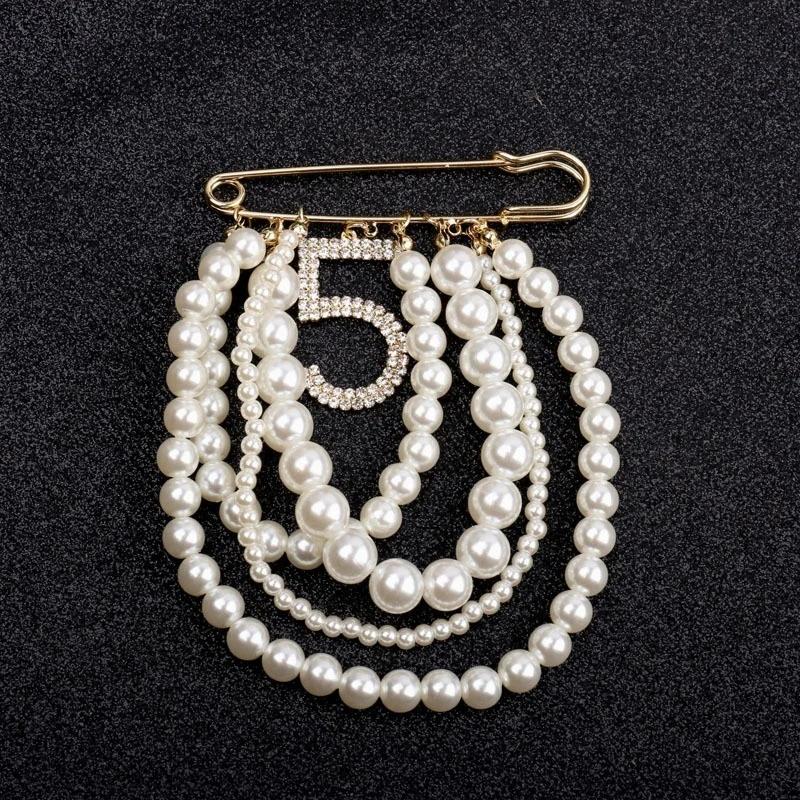 1pcs Fashion Pearl Tassel Chain Brooches Party Wedding Clothing Accessories Brooches Art Brooch Lapel Pin Badge Tassel Chain