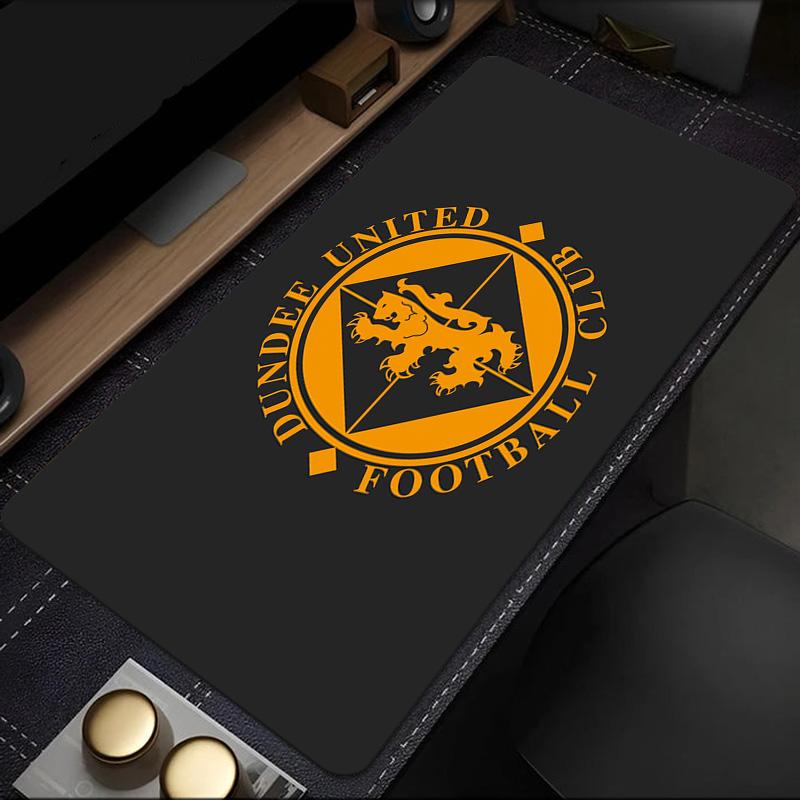 Dundee United Crest Design mouse pad, rubber base, esports desk mat, mouse pad for gamers and office use, gaming desk , easy to clean mat