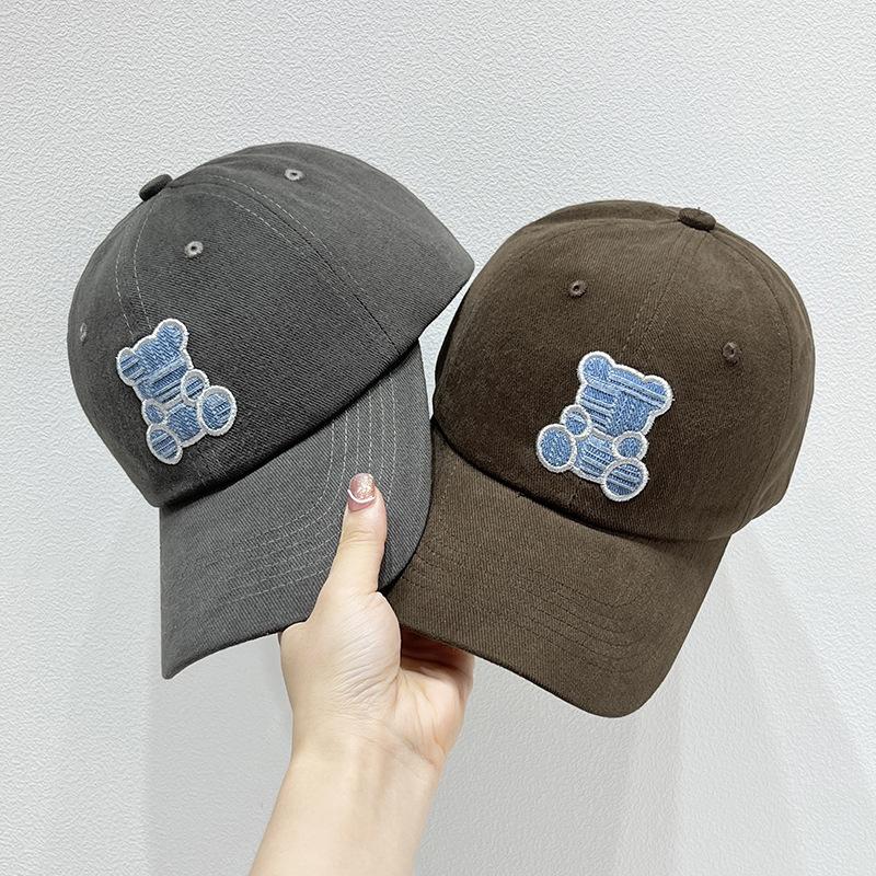 Autumn and winter cute bear baseball hat male and female versatile student cap embroidered cartoon visor