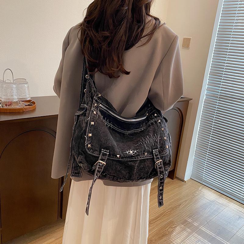 Сумка большой вместимости с вышивкой в стиле ретро Lazy Wind, которую можно стирать в воде, старые заклепки, крутые сумки через плечо