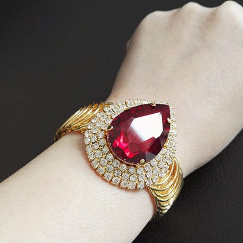 Сердце со стразами и цирконием, золотой весенний браслет для женщин, роскошные открытые винтажные браслеты для вечеринок