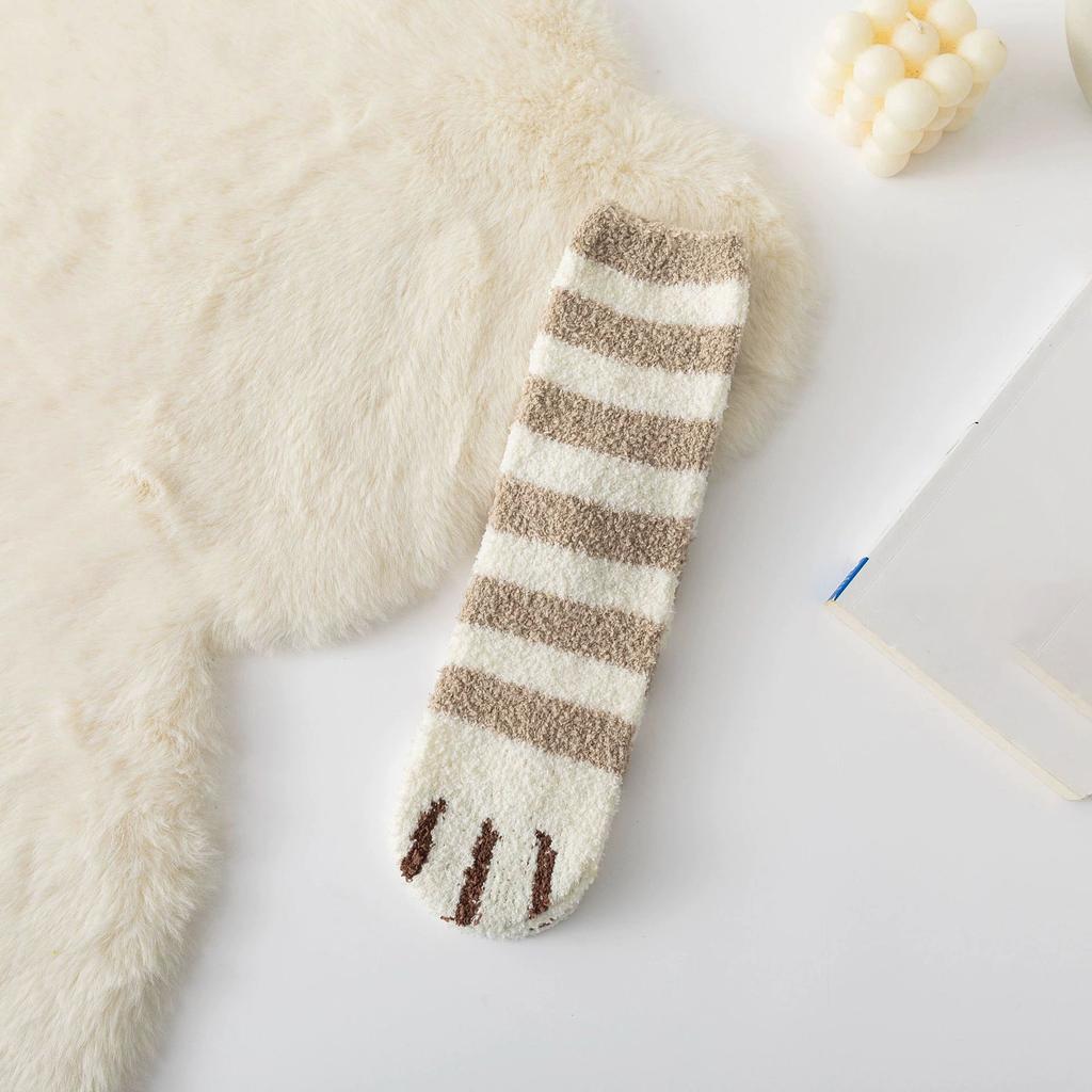 Симпатичные полосатые носки с кошачьими лапками, зимние женские носки из кораллового флиса, толстые теплые носки для сна, бархатные носки конфетного цвета, теплые
