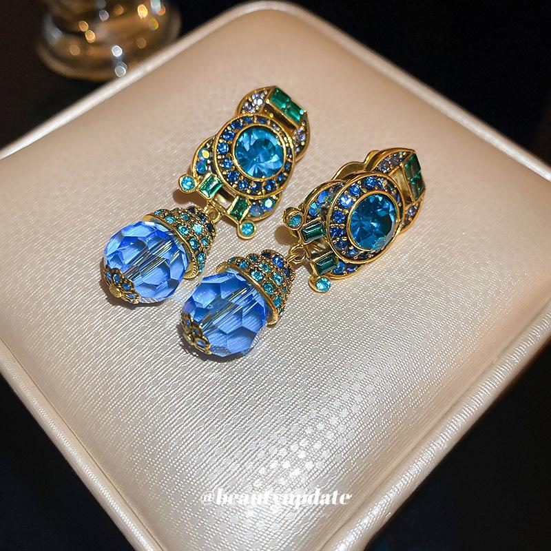 Винтажные средневековые клипсы для ушей с бриллиантами и искусственным хрусталем, круглые клипсы для козелка уха без проколов, французские ретро-серьги для женщин