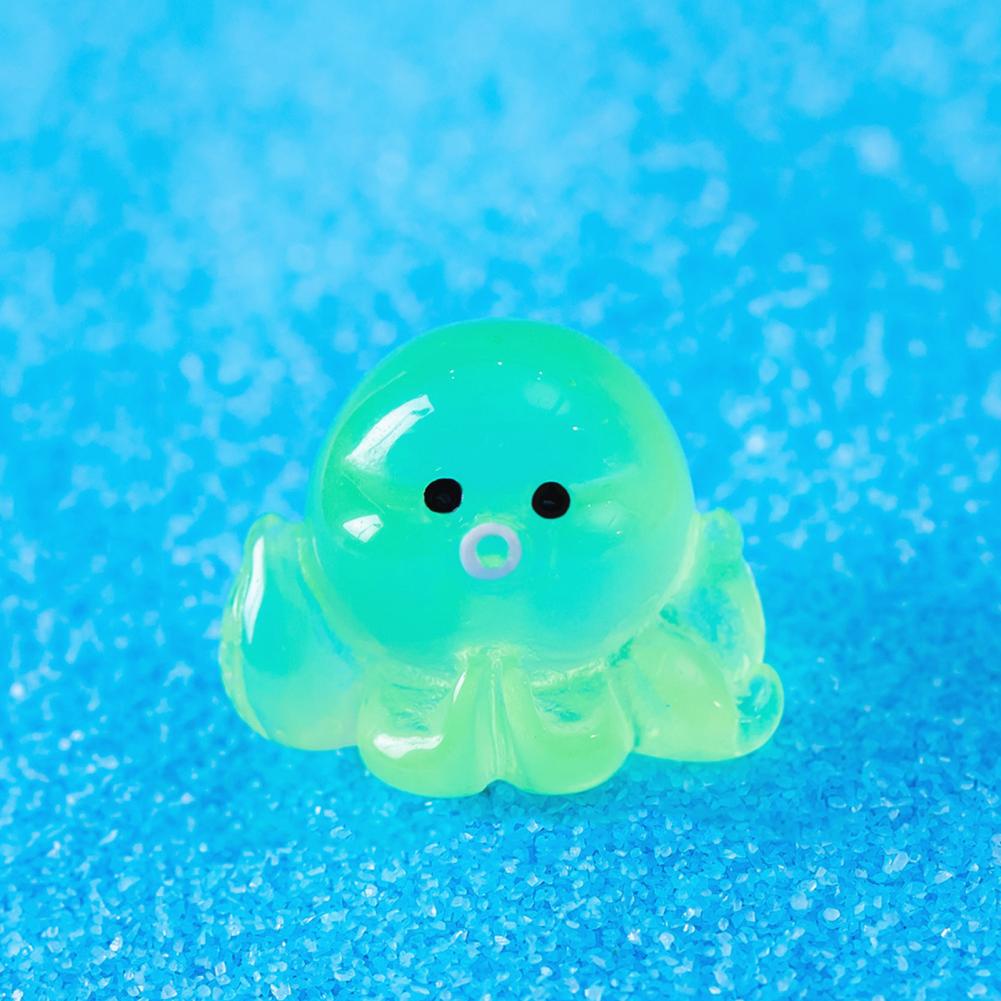Colorful Octopus Octopus Ornament Set Glow Dark Mini Octopus Figurines for Fairy Gardens Aquariums Diy Crafts Set of 32 Resin
