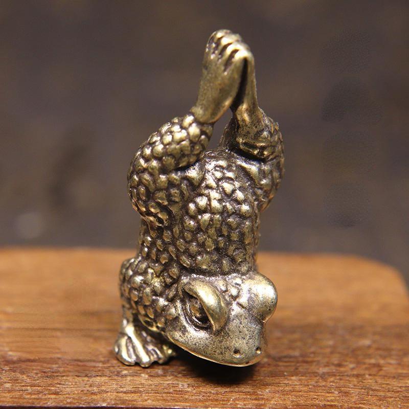 Винтажная латунная милая перевернутая статуя лягушки для йоги в стиле дзен, фигурки, скульптура лягушки для йоги, украшение для дома