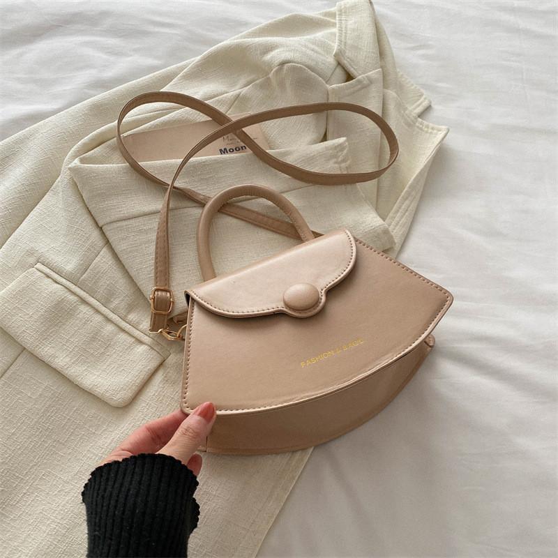 Elegant Retro Aesthetic Womens Shoulder Bag Trendy Casual Handbag For Daily Use