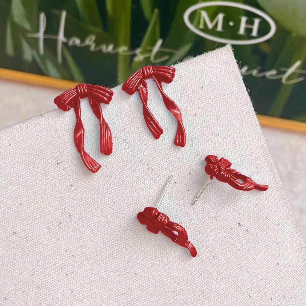 Изысканные серьги-бантики для девочек: Милый, универсальный, уникальный дизайн